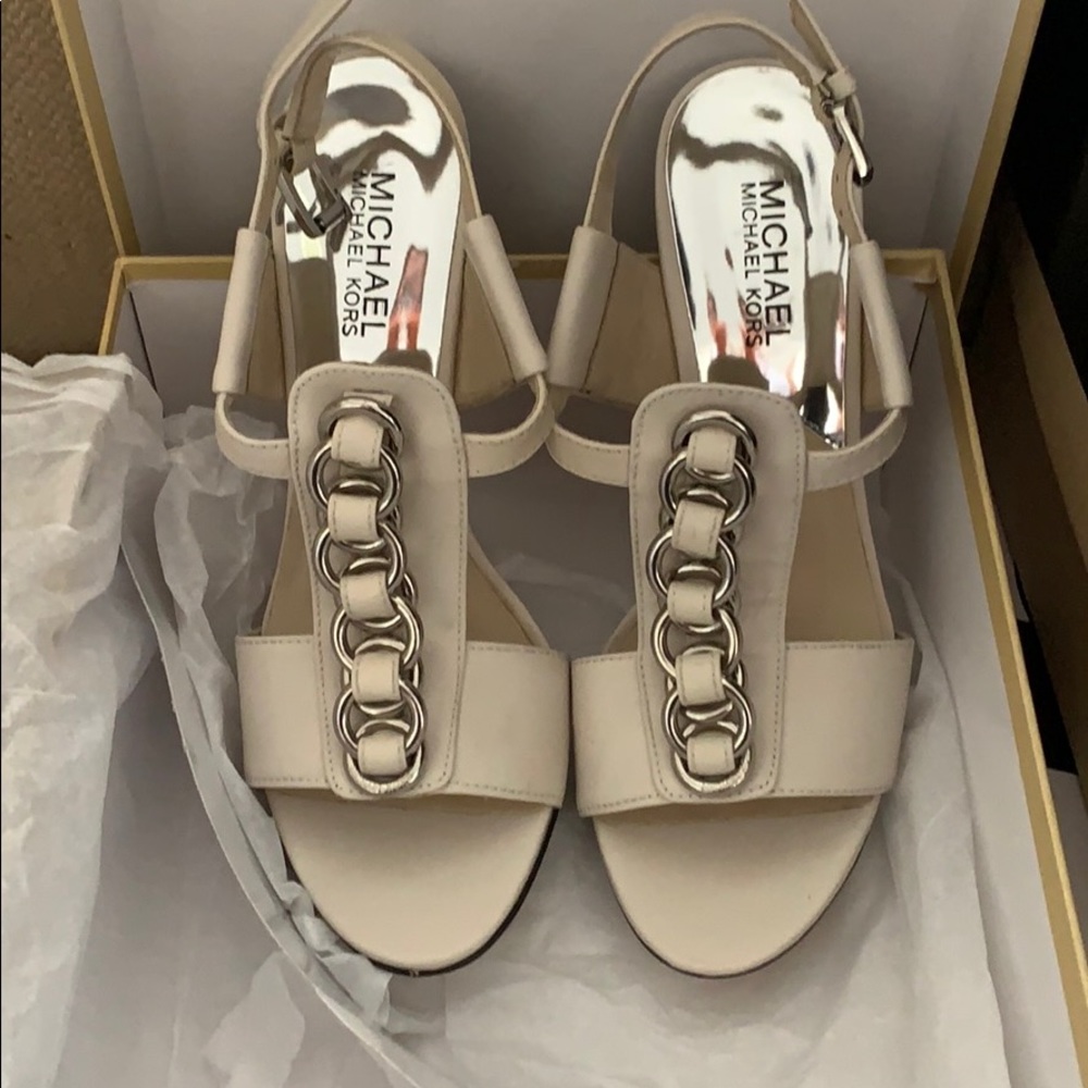 Michael Kors heel
